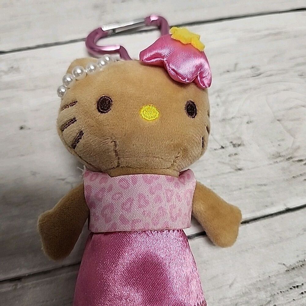 Hello Kitty 90s Style Pink Leopard Pattern Plush | Keychain/Bag Charm Mascot - Picture 8 of 12